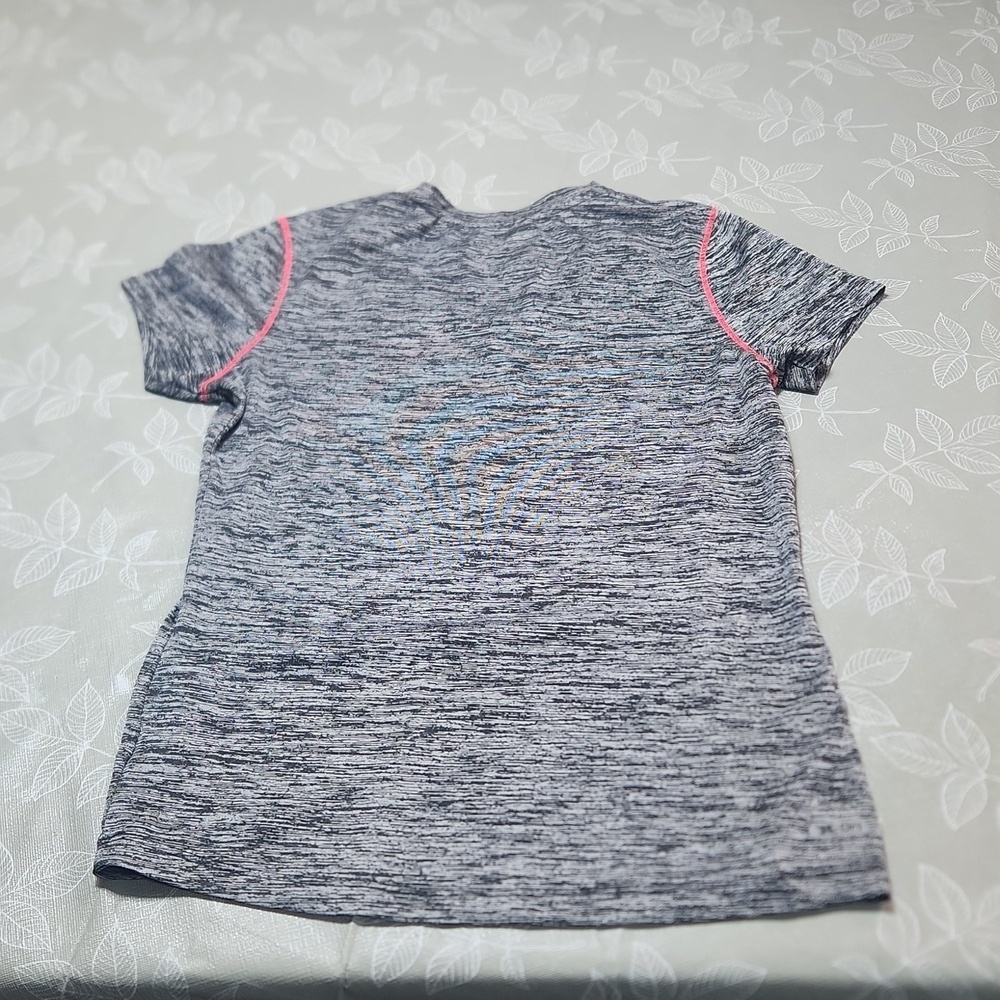Reebok Performance Athleticwear T-Shirt - Picture 7 of 7